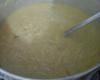 Caldo de Carne com Mandioca
