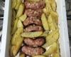 Linguiça ao forno com batatas