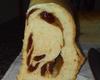 Pão recheado com goiabada