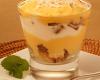 Sobremesa com bolo cocada de maracujá e sorvete de coco com abacaxi