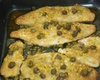Filé de peixe na farofa ao molho de alcaparras