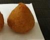 Coxinha com massa de farinha e batata