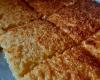 Mané Pelado (bolo de mandioca, queijo e coco)