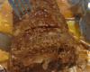 Rocambole de carne moída com queijo e presunto