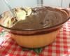 Mousse de maracujá com cobertura de chocolate