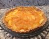 Torta de maçã caramelizada com castanha-do-pará e mousse de leite condensado cozido