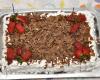 Bolo de morango e chocolate