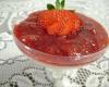 Flan de baunilha com calda de morango e vinho do porto