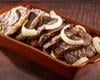 Carne de sol com cebolas