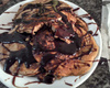 Waffles de chocolate com cobertura de chocolate