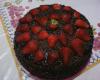 Bolo de chocolate com morango