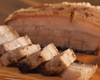 Panceta à pururuca no sal e sem óleo