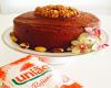 Bolo de chocolate com frutas secas