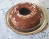 Bolo de chocolate e calda de chocolate