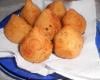 Coxinha com massa de farinha e batata