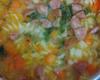 Sopa de legumes com macarrão instantâneo