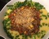 Polenta com molho de carne moída