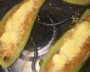 Abobrinha recheada com frango (Zapalito)
