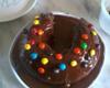 Bolo de chocolate e calda de chocolate