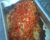 Salmão com cebola e tomate