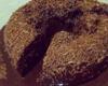 Bolo úmido de chocolate
