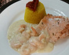 Salmão ao molho branco de camarão