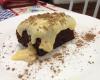 Bolo de Oreo com cobertura de leite em pó