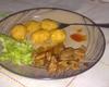 Bolinha de batata com queijo
