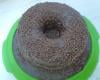 Bolo de chocolate com cobertura de chocolate e recheio de coco
