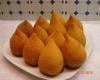 Coxinha com massa de farinha e batata