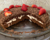 Bolo de chocolate com morango