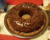 Bolo de chocolate com calda de chocolate