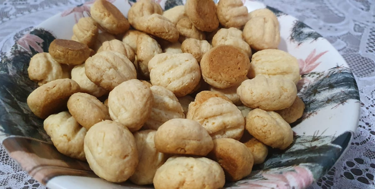 Receita de Biscoito de queijo ralado e requeijão, enviada por mariana