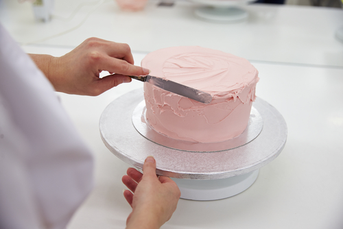 Como fazer bolo confeitado - Inspirações, decorações e dicas para