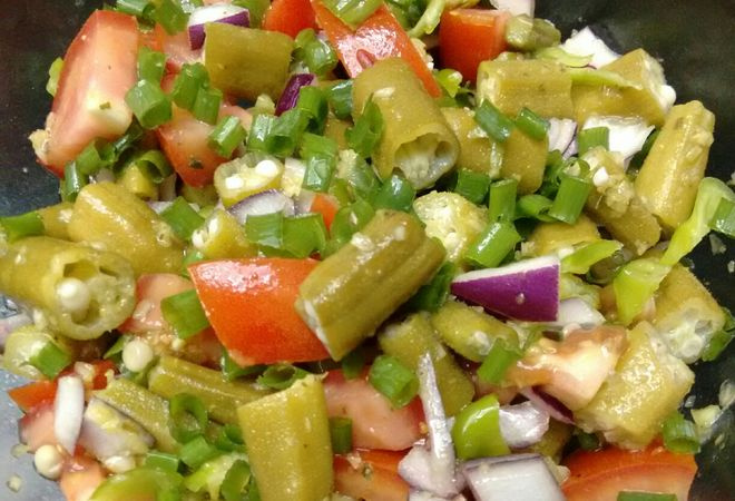 6 receitas práticas com quiabo para o dia a dia