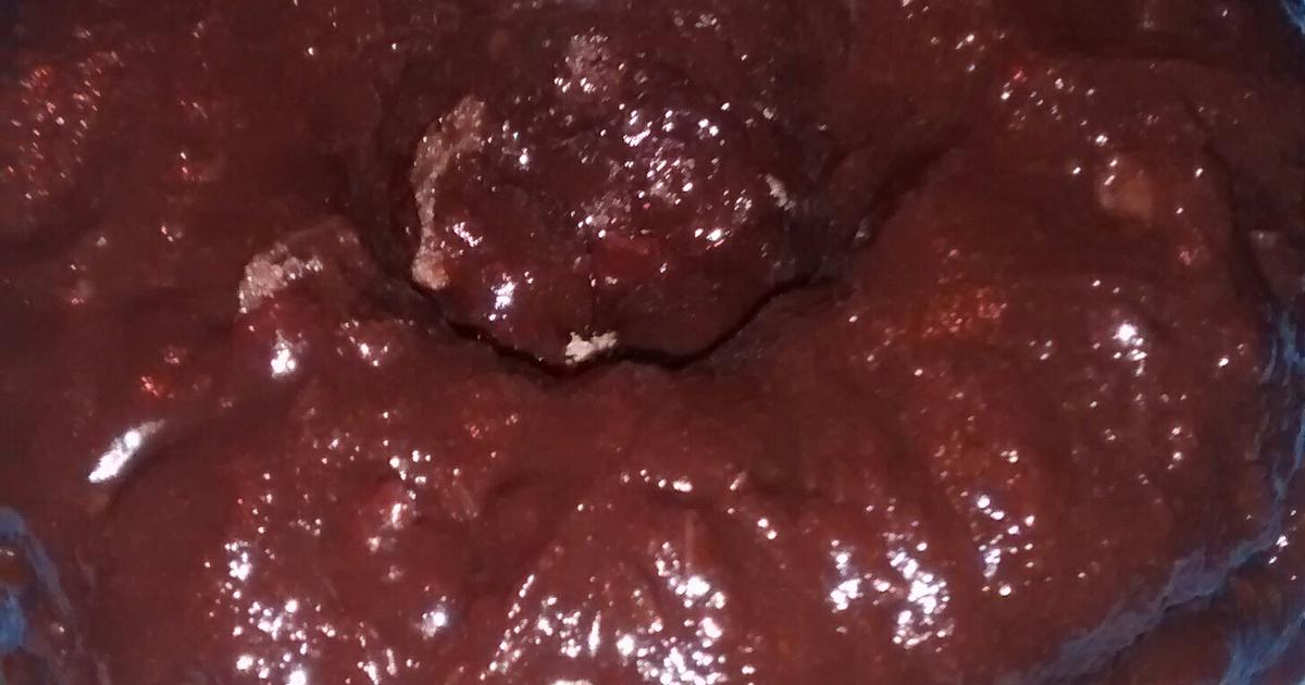 Receita de Bolo de Chocolate com Calda Quente