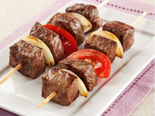 Espetinhos de Carne com Legumes