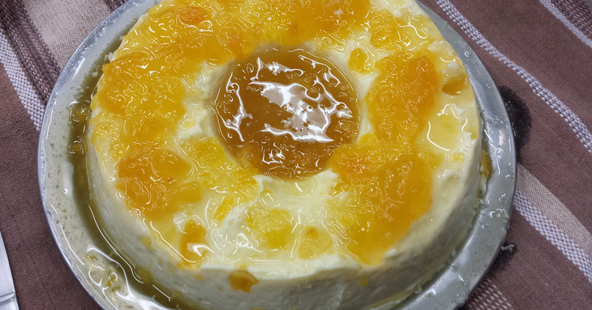 Receita de Pasta de queijo brie com geleia de damasco, enviada por