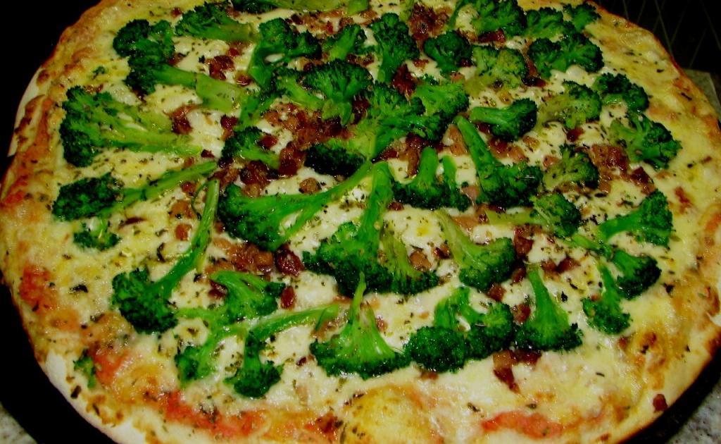 Super Brócolis com Bacon - Super Pizza Pan