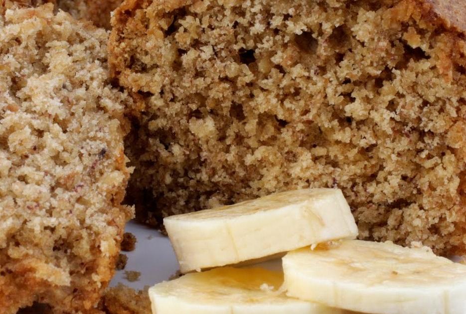 Receita de Bolo de banana integral e funcional de liquidificador, enviada  por andri - TudoGostoso