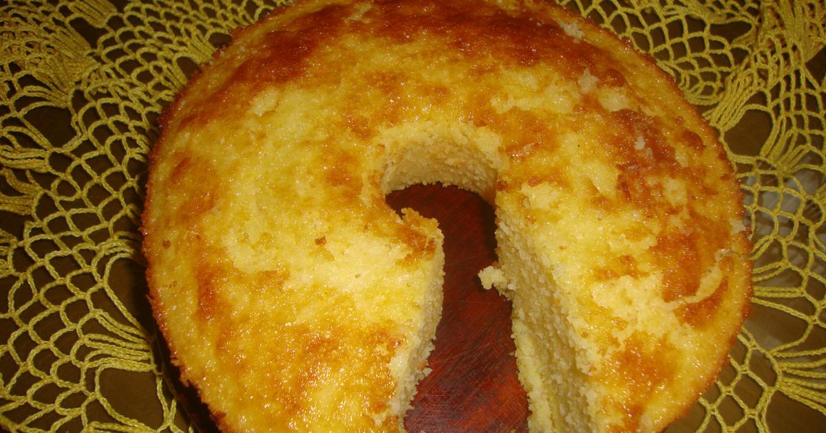 Bolo de Milharina Cremoso
