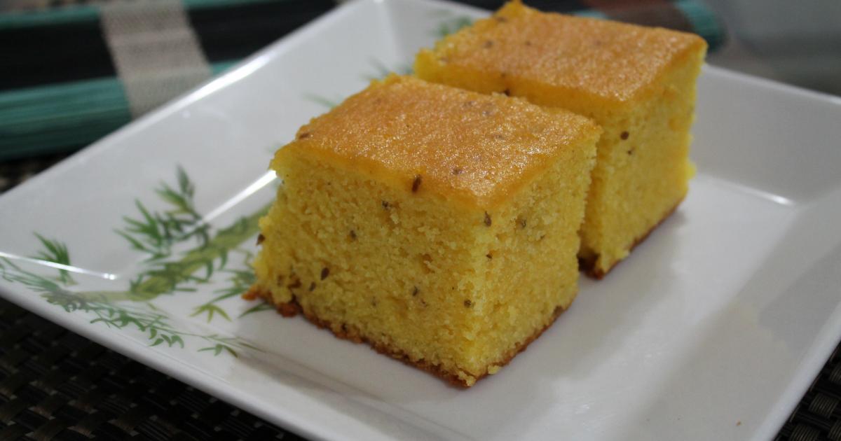 Bolo de fubá com canela e erva doce • Kitano