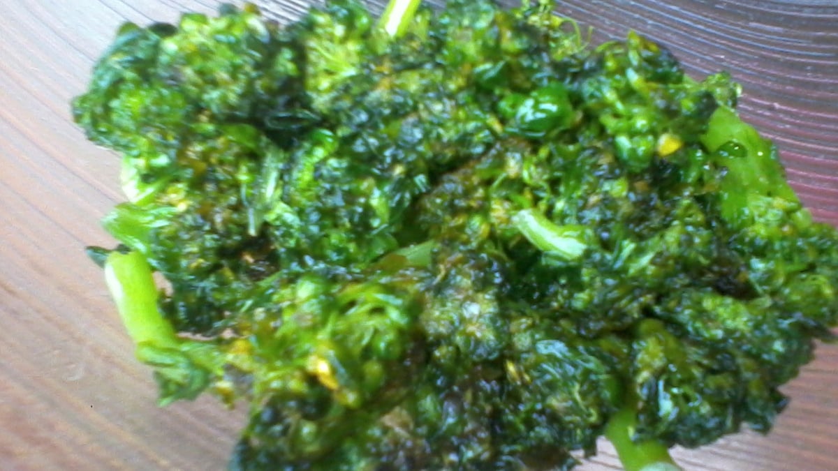 Brócolis refogado