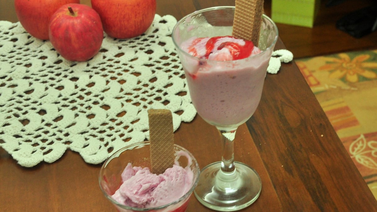 Sorvete caseiro de gelatina
