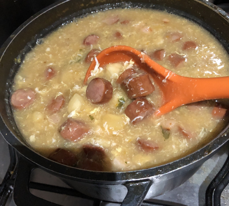 Sopa de mandioca da Dona Izaura