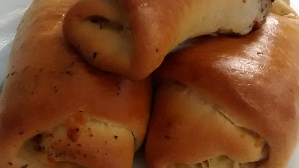 Pão caseiro recheado
