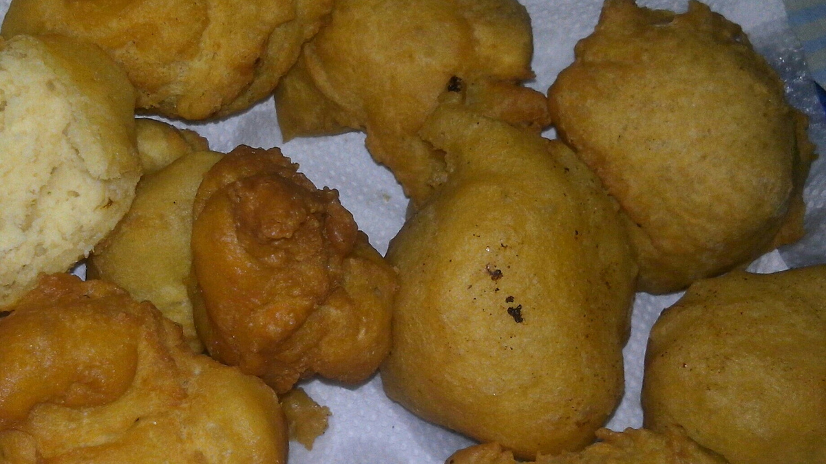 Bolinho de chuva salgado da Karen Gomes
