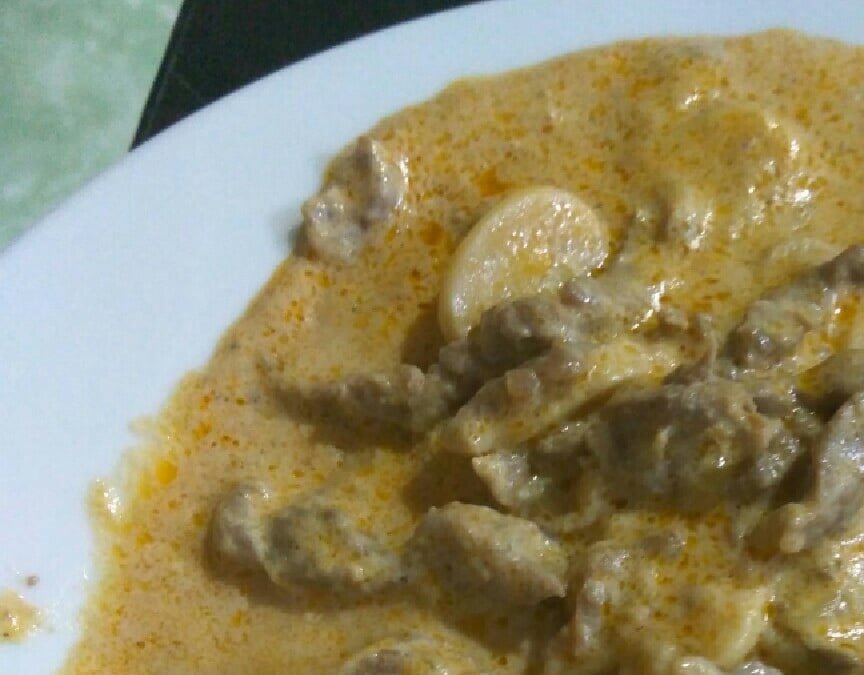 Estrogonofe à brasileira