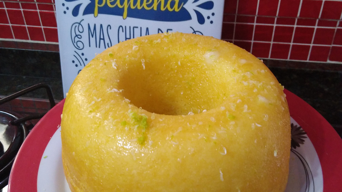 Cobertura de açúcar confeiteiro para bolos