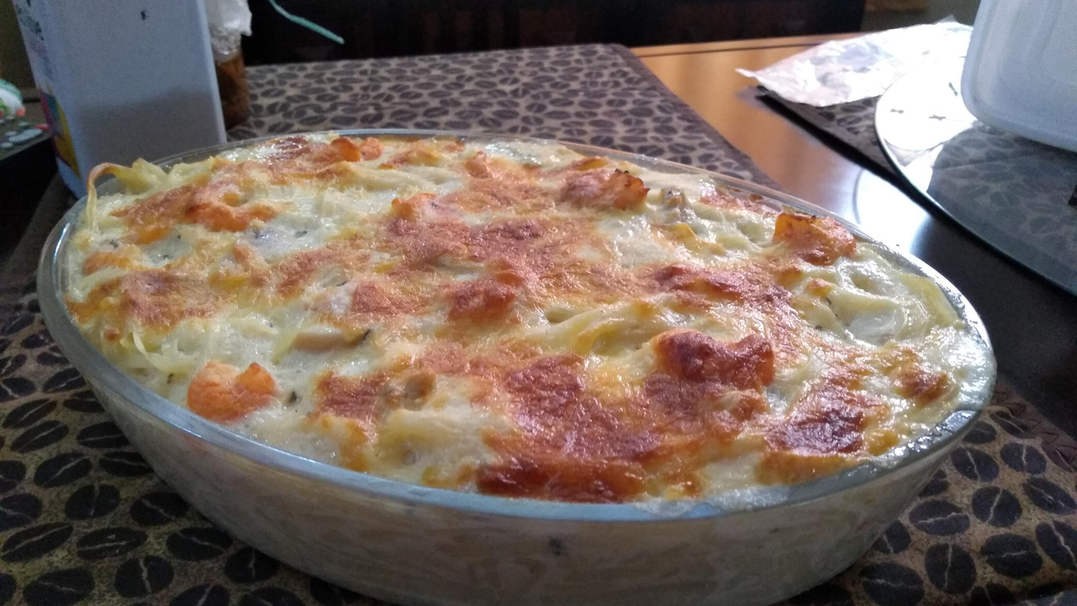 Penne ao molho de gorgonzola com camarão